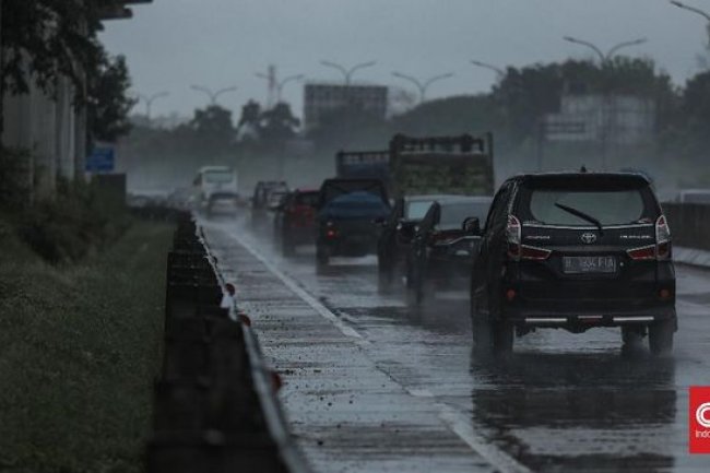 Viral Avanza Korban Aquaplaning di Tol Cipularang
