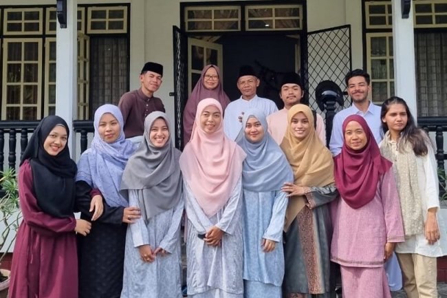 Cerita Mahasiswa Internasional UNJA Lebaran di Jambi
