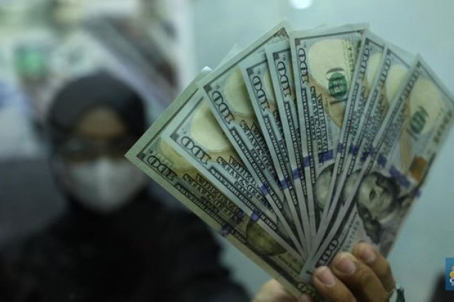 Aturan Dolar Eksportir Jokowi Molor Terus, Gara-gara Ini?