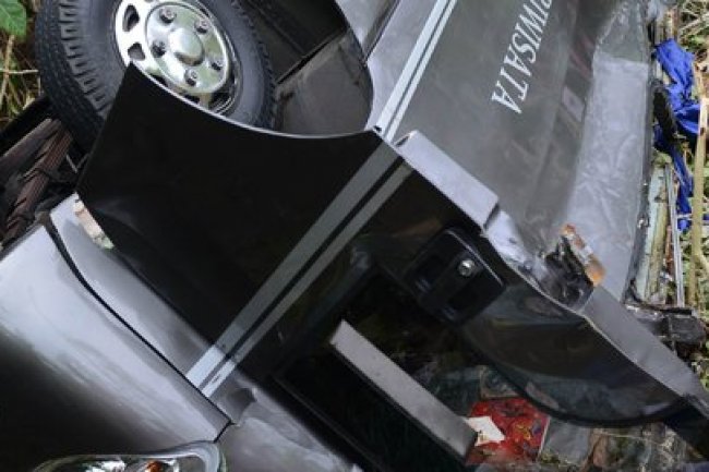 Bus Angkut Pemudik Terperosok ke Jurang di Jembrana, Sejumlah Penumpang Terluka