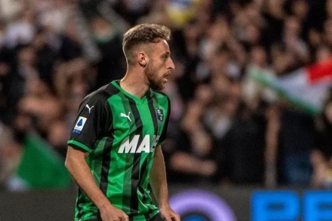 Manchester United akan Rekrut Pemain Internasional Italia yang Berusia 23 Tahun, Siapa dia?