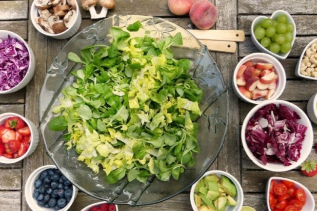 Diet tapi Mau Makan Malam? Coba 5 Menu Ini agar Berat Badan tetap Aman