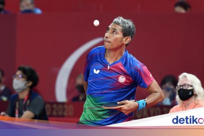 CCTV Menunjukkan Atlet David Jacobs Sendiri selama di Stasiun Gambir