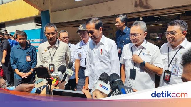 Jokowi soal Pencopotan Brigjen Endar: Ikuti Aturan yang Ada