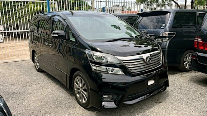 Toyota Vellfire Dijual Rp200 Juta, Harga Pasaran Bikin Kaget