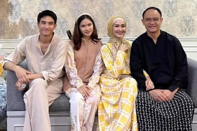 Iis Dahlia Beberkan Rekasi Suami usai Dihujat gegara Cium Anak Tiri: Cuma karena Pikiran Ngeres