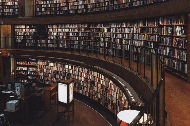 Perpustakaan dan Teknologi Part 1