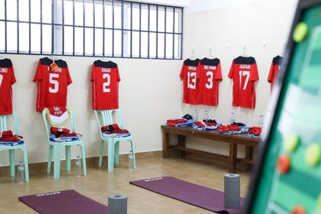 SEA Games: Viral Kursi Kondangan di Ruang Ganti Timnas Indonesia