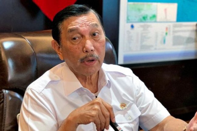 Luhut Singgung Singapura Brengsek Usai Minta RI Ekspor Listrik Bersih