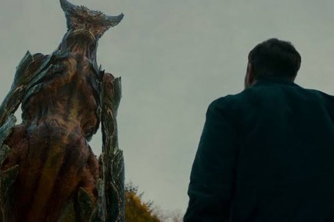 Sinopsis Film Colossal Malam Ini di Bioskop Trans TV: Kisah Anne Hathaway yang Mengendalikan Monster