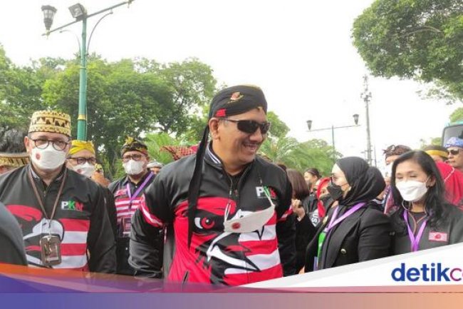 Gede Pasek Bakal Serahkan Jabatan Ketum PKN ke Anas Urbaningrum