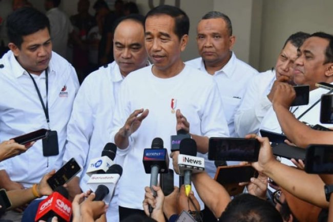 Continuum INDEF: 92 Persen Netizen Keluhkan Tindakan Politik Cawe-cawe Jokowi