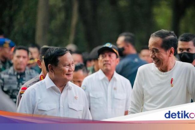 3 Momen Kompak Jokowi dan Prabowo Diwarnai Tawa dan Hormat