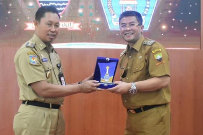 Belajar Pemanfaatan Teknologi Informasi, Kendari Rela Terbang Jauh ke Sumedang