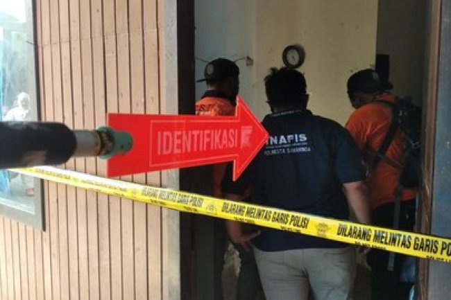 Saksi Mata Ungkap Pelaku Sadis Tusuk Lansia di Depok Berkali-kali Pakai Gunting