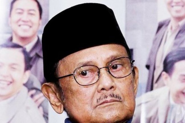 Peristiwa 21 Mei 1998: Pelantikan BJ Habibie Menjadi Presiden RI ke-3