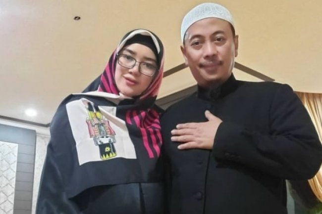 Istri Opick Minggat Bawa Anak, Ngaku Ada yang Berusaha Menyingkirkan