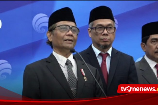 Saat Mahfud Md Pamer Jabatan: Pak Luhut Banyak Sekali Jabatannya? Saya Juga Banyak