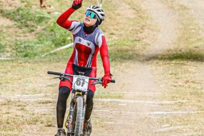 Mahasiswi Unimed Raih Emas di Ajang Internasional Thailand Mountain Bike Cup II Tahun 2023