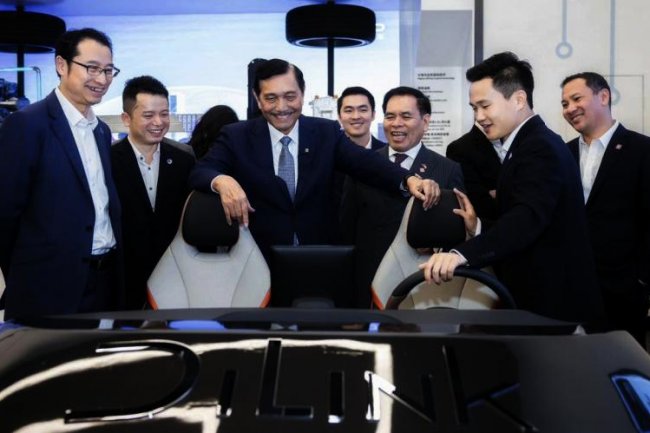 Makin Ambisius, Luhut Gandeng BYD Kembangkan Ekosistem Mobil Listrik