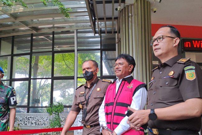 Duit Korupsi Menteri NasDem Johnny G Plate Diduga Mengalir ke Empat Parpol