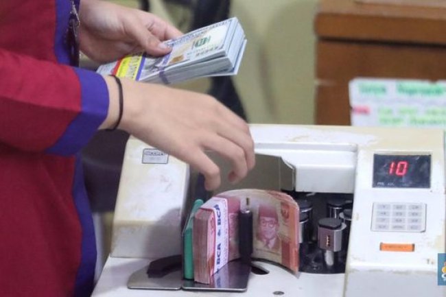 Pengangguran Muda China Melonjak, Rupiah Ikut Terbebani!