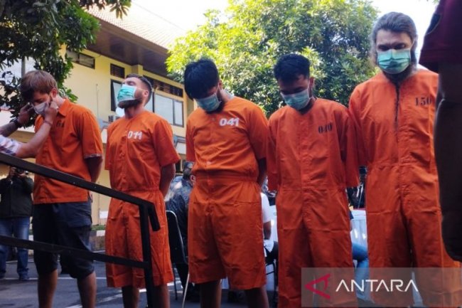Polda Bali Bongkar Jaringan Narkoba Internasional Libatkan WNA Rusia