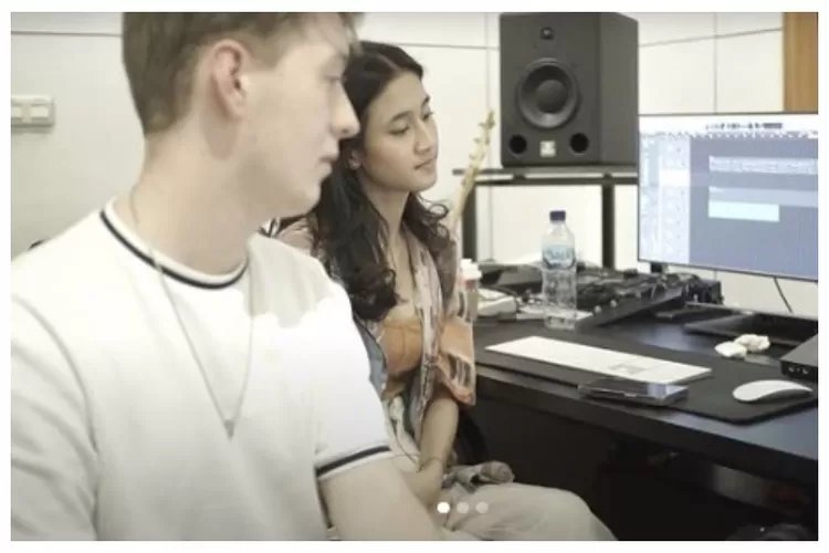 Wow! Jebolan Indonesian Idol Keisya Levronka Debut Album Baru Bareng Produser Internasional