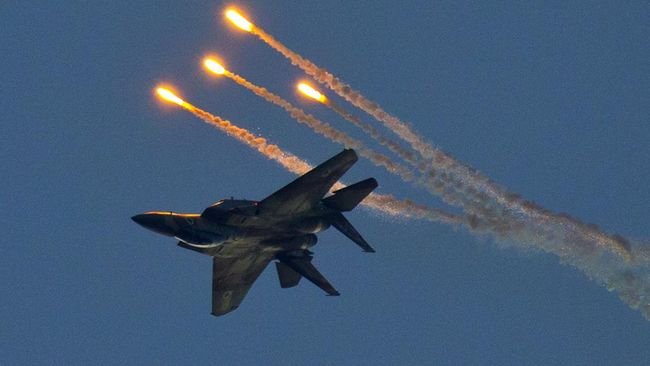 Jet Tempur Rusia vs Anggota NATO Hampir Tabrakan di Laut Hitam