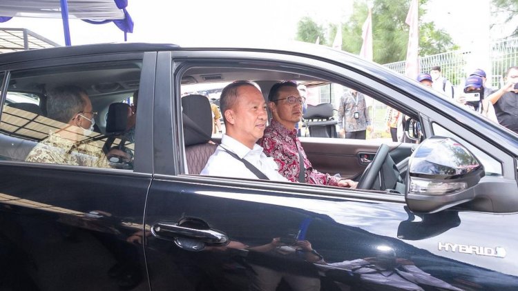 Menperin Agus Tanggapi Kritik Anies Baswedan Soal Insentif Mobil Listrik