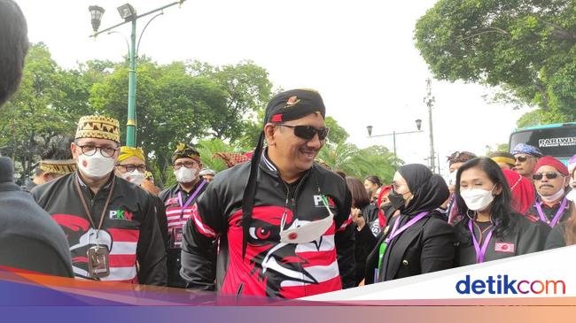 Gede Pasek Bakal Serahkan Jabatan Ketum PKN ke Anas Urbaningrum