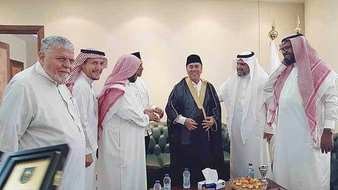 Maqari Jajaki Kerja Sama dengan Organisasi Kitab dan Sunnah Internasional