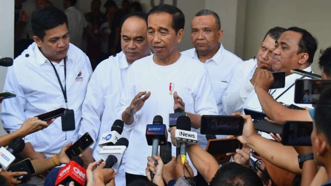 Continuum INDEF: 92 Persen Netizen Keluhkan Tindakan Politik Cawe-cawe Jokowi