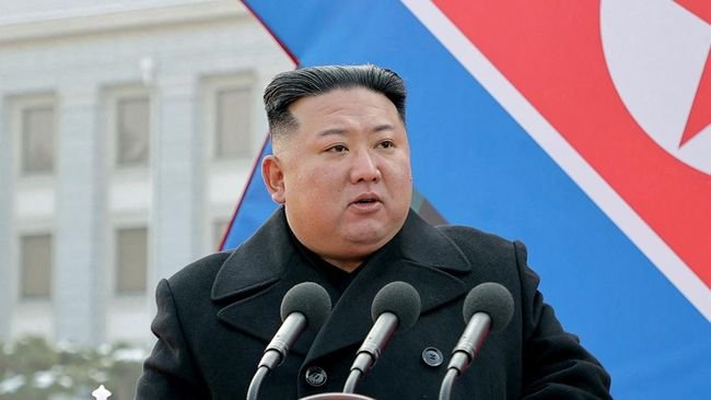 Warga Korut Uring-uringan Gegara Wajib Panggil Kim Jong Un 'Ayah'