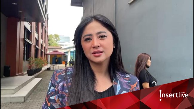 Reaksi Dewi Perssik Usai Goyangannya Disorot Terlalu Vulgar