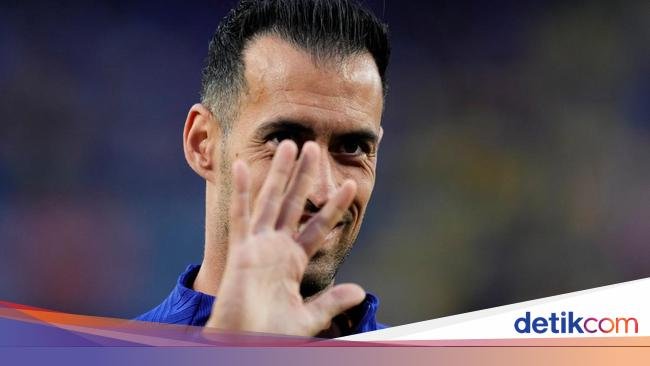 Busquets Tinggalkan Barca, Guardiola: Dia Akan Jadi Manajer Hebat