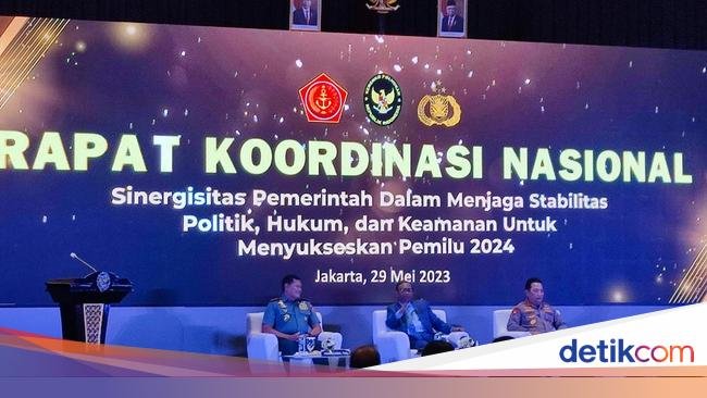 Mahfud Rakor Bareng Panglima TNI-Kapolri, Bahas Stabilitas Pemilu 2024