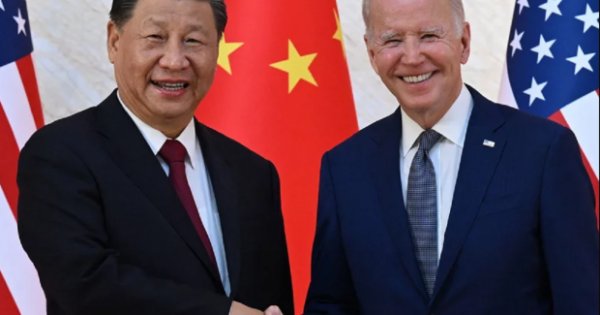 Amerika Serikat Batasi Permintaan Ekspor yang Sensitif ke Cina
