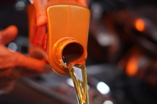 Cara Membaca Kode Oli Kendaraan, Biar Enggak Salah Beli