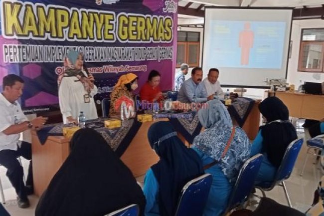 Dinkes Kota Tegal Bersama Balkesmas Wilayah Semarang Menggelar “Kampanye Germas”