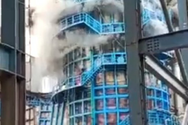 Diduga Terkena Percikan Api Las, PLTU Khusus Industri di Morowali Terbakar