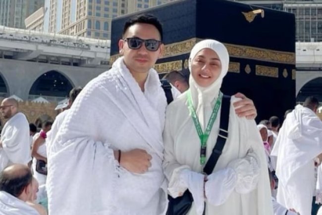 Jenita Janet Putuskan Hijrah, Giring Dilarang Tampil di Konser D'Masiv