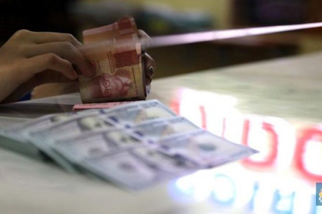 Rupiah Melemah ke Atas Rp 14.900/US$, China Jadi Penyebabnya!