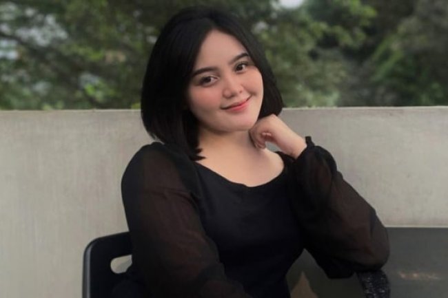 Kecantikan Tia Septiana, Putri Mandra Buat Maia Estianty Terkejut