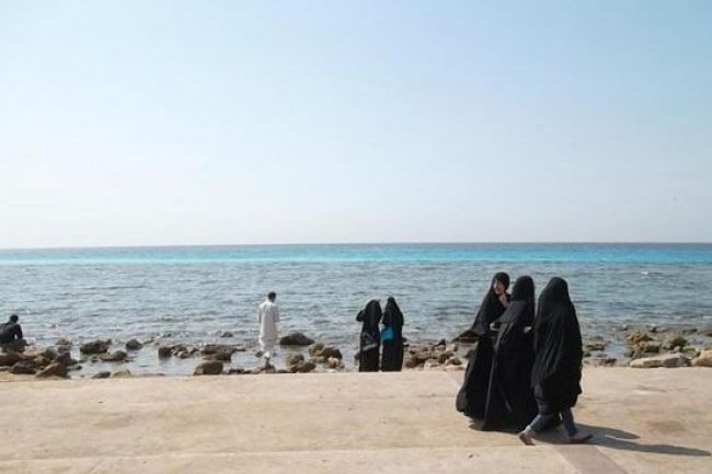 Arab Buka 'Pulau Surga' Tahun Depan, Pantai Bikini Jilid 2?