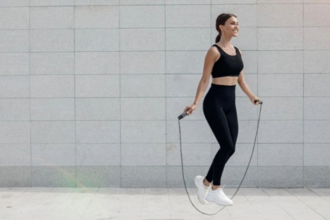 Mampu Menambah Tinggi Badan, Inilah 5 Manfaat Olahraga Skipping Bagi Tubuh