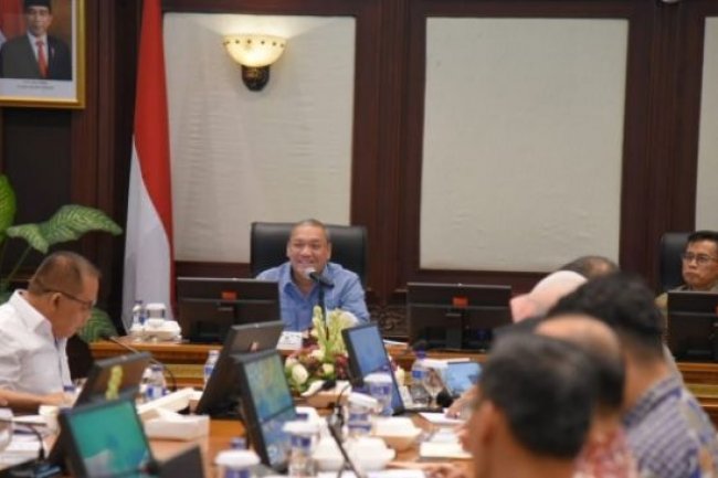 Komisi I DPR: Revisi UU ITE Diharapkan Tingkatkan Perlindungan Hukum di Era Teknologi Informasi