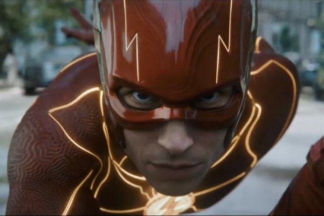 Sinopsis The Flash, Barry Allen Terjebak Benturan Antarsemesta