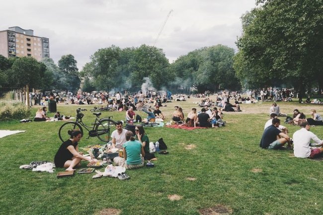 Perayaan di Tanggal 18 Juni, Ada Hari Piknik Internasional, Inilah Sejarah Budaya Makan di Luar Ruangan Ini