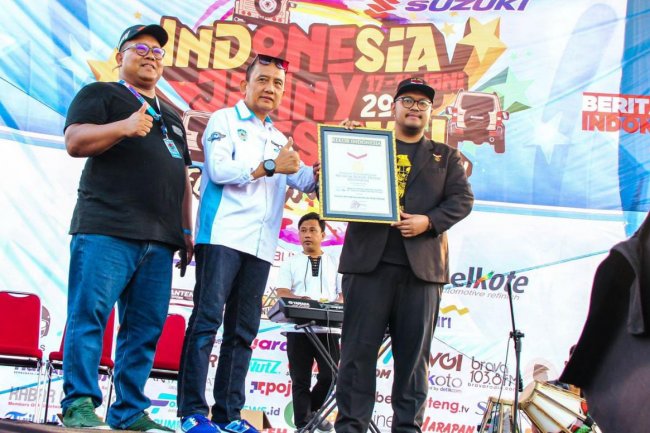 INDONESIA JIMNY FESTIVAL 2023 berhasil menciptakan Rekor MURI di Sirkuit Internasional Sentul